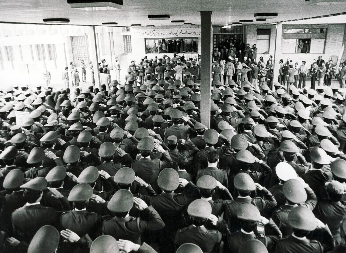 Air Force Homafars Pledge Allegiance to Imam Khomeini in the Decisive Days of the Revolution