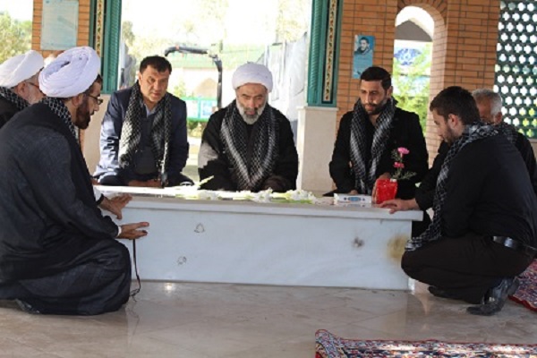 تجدید میثاق دانشگاهیان گرگان با امام و شهدا/ لبیک یا شهید یعنی توکل بر خدا نه امید به کد خدا + تصاویر