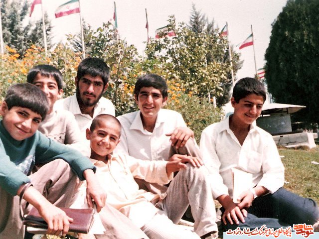 گزیده ای از وصیت نامه شهید اکبر جمشیدی گزیده ای از وصیت نامه شهید اکبر جمشیدی