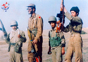 جنگ در همین حوالی / خاطره ای از شهید علیرضا کیهان پور جنگ در همین حوالی / خاطره ای از شهید علیرضا کیهان پور