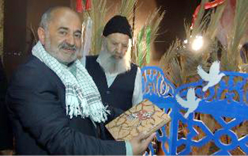 رونمایی از کتاب «وقتی آنها بودند» در کلاراباد