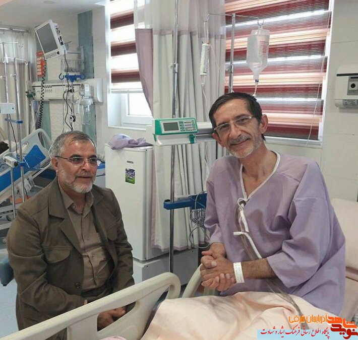 عیادت جمعی از فعالین فرهنگی و خانواده شهدا از هنرمند متعهد حوزه ایثار و شهادت + تصاویر