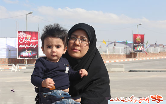 پوریایی که در یک سالگی ولی مادرش شد/گفتگو با خانواده شهید مدافع حرم ((شهیدابراهیم توفیقیان)) پوریایی که در یک سالگی ولی مادرش شد/گفتگو با خانواده شهید مدافع حرم ((شهیدابراهیم توفیقیان))