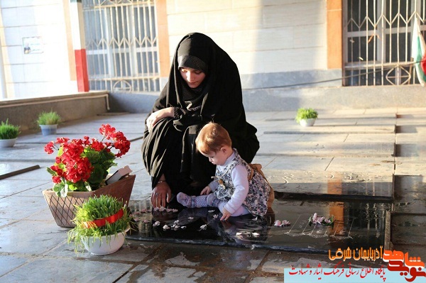 وقتی حرف حضرت زينب(س) پيش آمد؛ رضایت به رفتنش دادم / خواسته بود گريههایمان فقط برای امام حسين(ع) باشد وقتی حرف حضرت زينب(س) پيش آمد؛ رضایت به رفتنش دادم / خواسته بود گريههایمان فقط برای امام حسين(ع) باشد