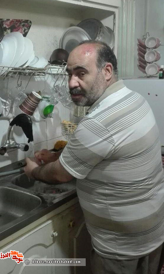 جانباز همیشه خندان ؛ دفاع از وطن به عشق امام جانباز همیشه خندان ؛ دفاع از وطن به عشق امام