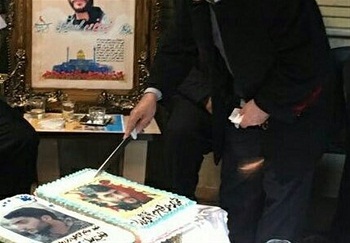 جشن تولد شهید مدافع حرم، محمودرضا بیضایی+عکس جشن تولد شهید مدافع حرم، محمودرضا بیضایی+عکس