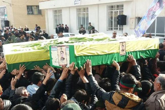 پیکر 2 شهید مدافع حرم در کاشان تشییع شد پیکر 2 شهید مدافع حرم در کاشان تشییع شد