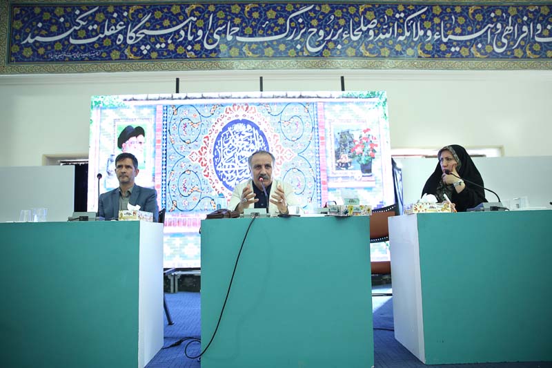 حمایت تمام قد نشر «شاهد» از پژوهشگران ایثار و شهادت/ ادبیات پایداری مظلوم است حمایت تمام قد نشر «شاهد» از پژوهشگران ایثار و شهادت/ ادبیات پایداری مظلوم است