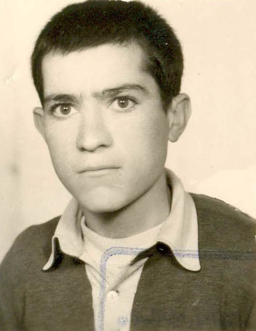 خاطره اي از شهيد غلامرضا اسماعیلی نژاد به نقل ازمادرش خاطره اي از شهيد غلامرضا اسماعیلی نژاد به نقل ازمادرش