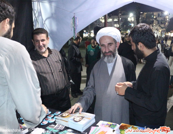 نمایشگاه فرهنگی هنری اسارت حضرت زینب (س) در پیاده راه فرهنگی رشت نمایشگاه فرهنگی هنری اسارت حضرت زینب (س) در پیاده راه فرهنگی رشت
