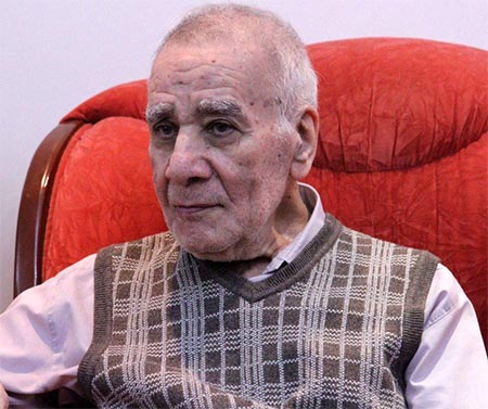هتک حرمت بانوان در دوران کشف حجاب/ روایتی از شکنجه شهید نواب صفوی در زندان پهلوی/ خاطره سیدمحمود محتشمیپور از اولین دیدار با امام خمینی هتک حرمت بانوان در دوران کشف حجاب/ روایتی از شکنجه شهید نواب صفوی در زندان پهلوی/ خاطره سیدمحمود محتشمیپور از اولین دیدار با امام خمینی