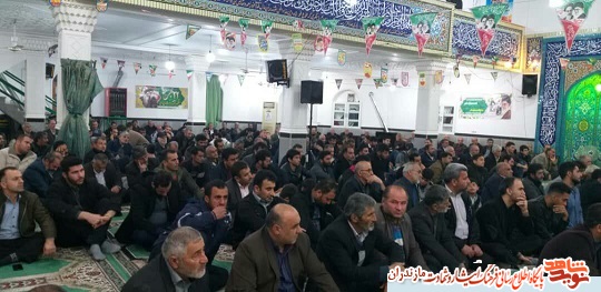 دهه فجر نماد پیروزی انقلاب اسلامی ایران است دهه فجر نماد پیروزی انقلاب اسلامی ایران است