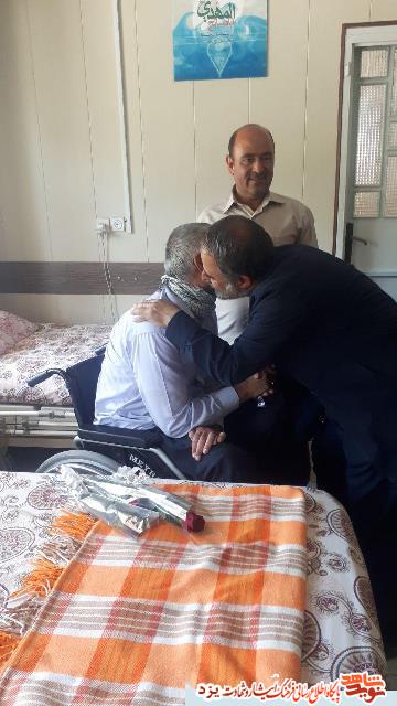دیدار آزادگان یزدی با جانبازان نخاعی