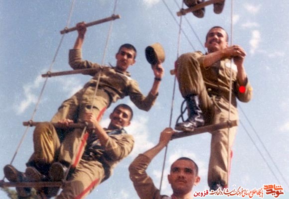 همیشه در کنار هم باشید همیشه در کنار هم باشید