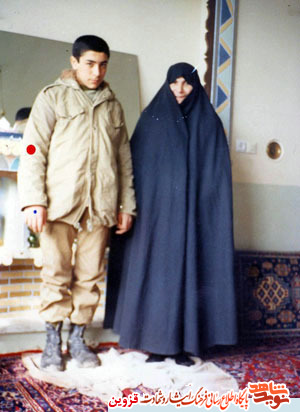 پلاک و چند تکه استخوان پلاک و چند تکه استخوان