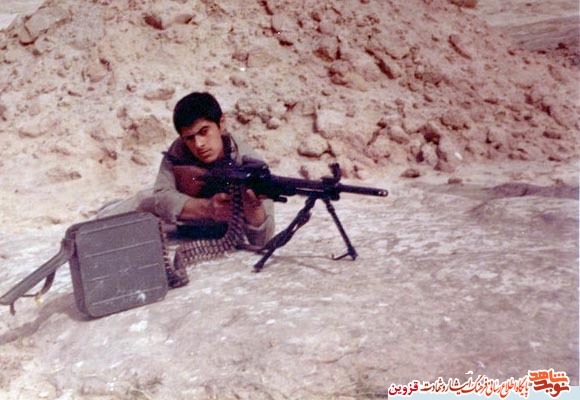 هفت عراقی دستمال به دست هفت عراقی دستمال به دست