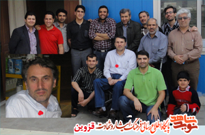 مجید روی پنجه راه میرود مجید روی پنجه راه میرود