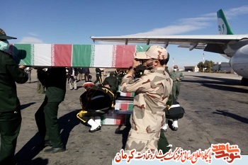پرواز شهدا در کرمان به زمین نشست