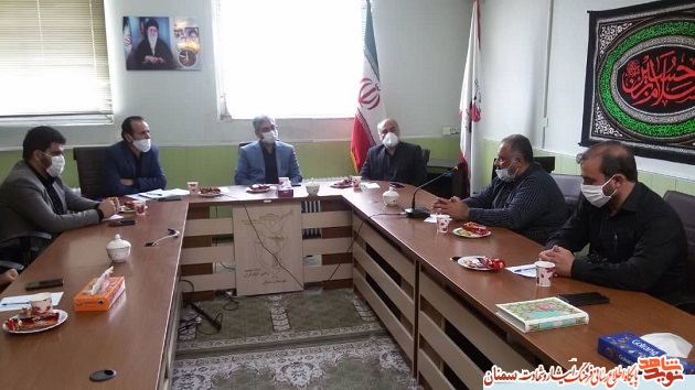 دیدار اعضای انجمن شهدای زنده با فرماندار شهرستان سمنان دیدار اعضای انجمن شهدای زنده با فرماندار شهرستان سمنان