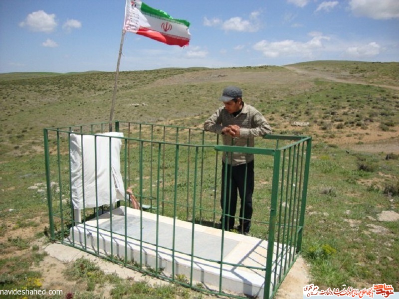 معرفی گلزار شهدای روستای «سنگر»