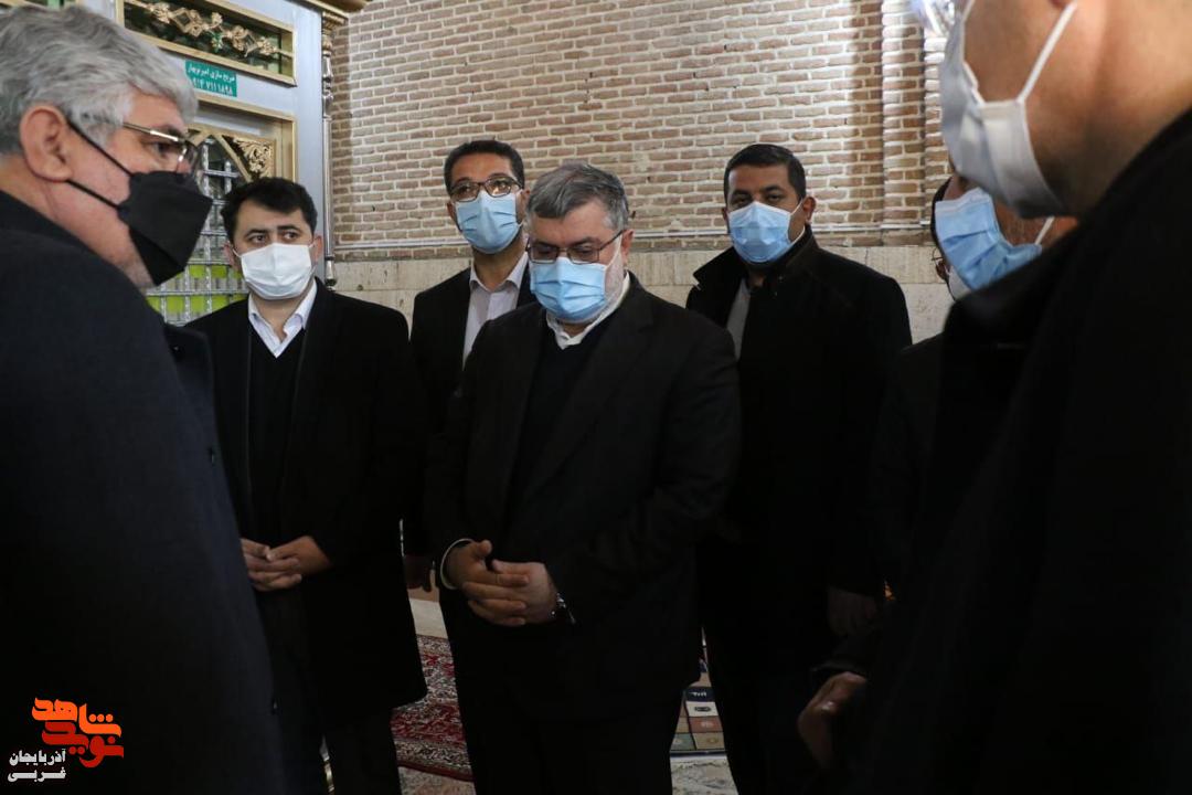 گزارش تصویری/حضور استاندار آذربایجان غربی در گلزار شهدای شهرستان چالدران