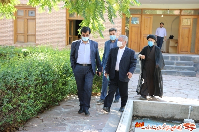 استاندار اردبیل از موزه شهدای استان بازدید کرد