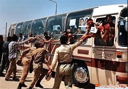 فیلم|26مرداد ماه سالروز بازگشت آزادگان به میهن گرامی باد