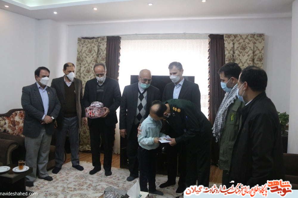 درخشش فرزند شهید مدافع حرم گیلان در پویش «به رنگ مدرسه»