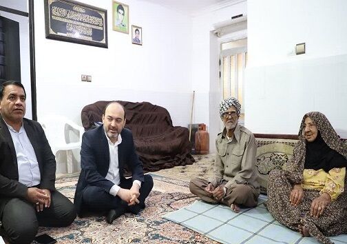 استاندار هرمزگان: مسائل خانواده شهدا به صورت ویژه پیگیری می‌شود