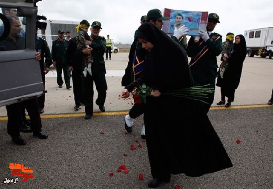 تشییع باشکوه پیکر شهید مدافع حرم«علی آقایی» در اردبیل