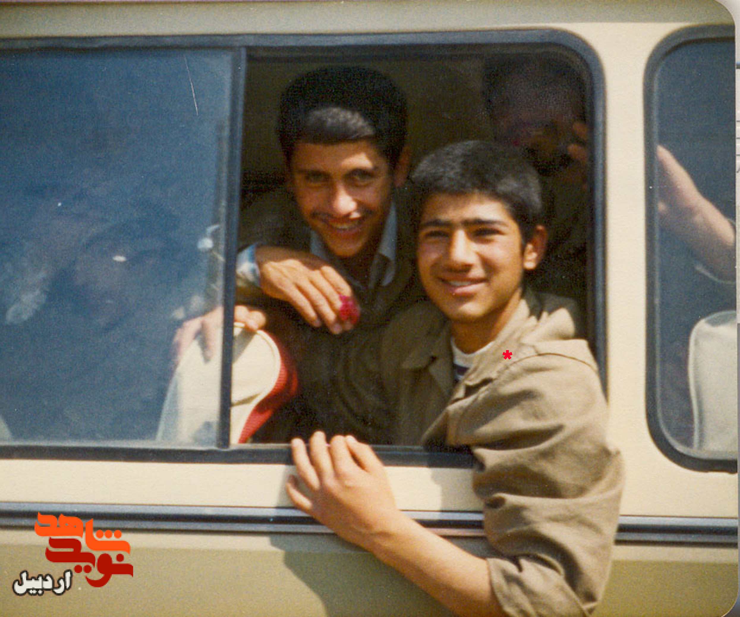 آلبوم تصاویر دو برادر شهید مرتضی و مصطفی فخرذاکر