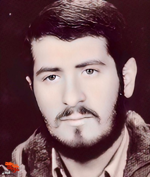 معلمی که توسط منافقین به شهادت رسید