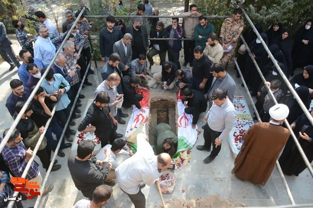 گزارش تصویری/ پیکر شهید «رضا خانی چگنی» در گلزار شهدای خرم آباد آرام گرفت