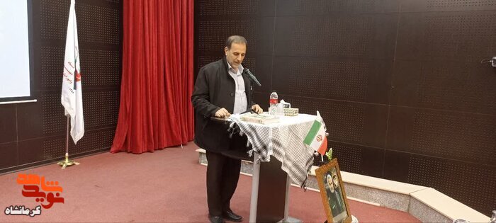 یادواره شهدای آزاده غریب در اسارت در کرمانشاه برگزار شد