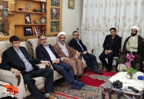 گزارش تصویری/دیدار نوروزی مسئولین استان با جانباز «حسن مرادی»