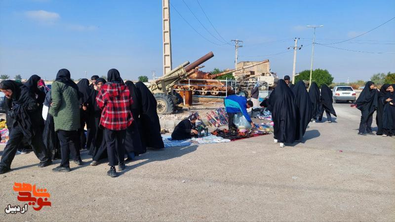 بازدید دانش‌آموزان دختر اردبیل از یادمان شهید چمران