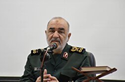 سرلشکر سلامی: شهدا ستون‌های اصلی عزت و استقلال  ما هستند/ صهیونیستها در سوریه دفن خواهند شد