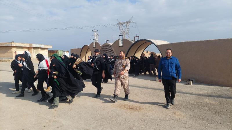 بازدید دانش‌آموزان اردبیلی از یادمان منطقه عملیاتی شلمچه