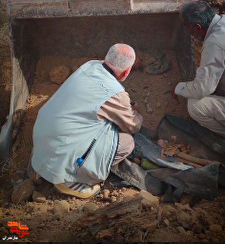 کلیپ/ کشف پیکر مطهر شهیدی که با سیم تلفن دست و پایش را بسته بودند