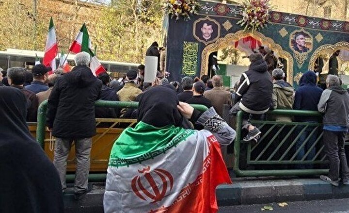 ویدئو/ بدرقه شهدای مقاومت ملی