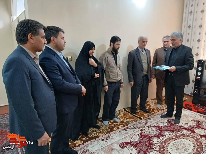 دیدار با خانواده‌های معظم شهدای اغتشاشات اخیر در اردبیل