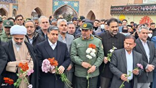 آیین غبارروبی و گلباران مزار شهدای اردبیل+ عکس