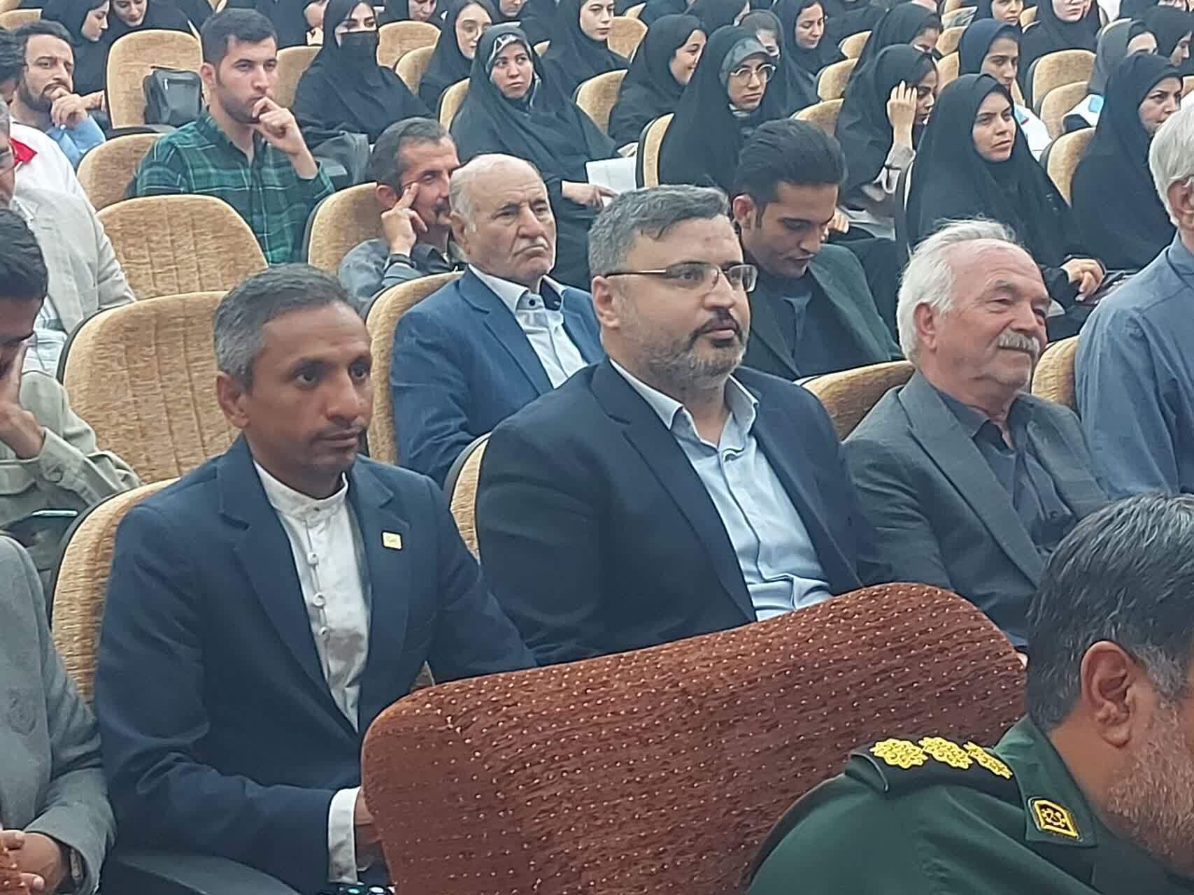 چهارمین یادواره ۹ دانشجوی شهید شهرستان شیروان برگزار شد  