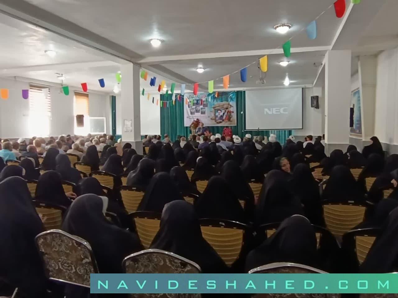 مراسم گرامیداشت سالروز آزادسازی خرمشهر در شهر الوند برگزار شد