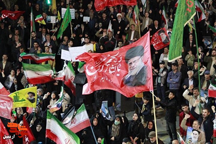 برگزاری یادوراه شهدای ۱۵ خرداد و فصل بهار در میدان بیعت اردبیل