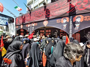 روایتِ تایم‌لپس از قیام قدرشناسانه مردم در وداع با رهبر شهید