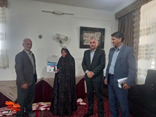 دیدار با آزادگان سرافراز و خانواده‌های آنان در...