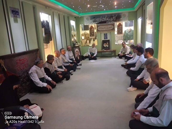 برگزاری جلسه کانون ایثار و شهادت خدمت رضوی استان در موزه شهدای اردبیل