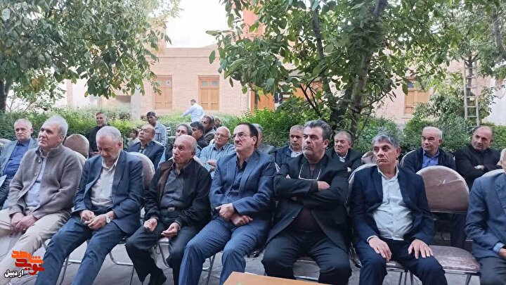 برگزاری نشست تبیینی آزادگان در موزه شهدای اردبیل+ عکس