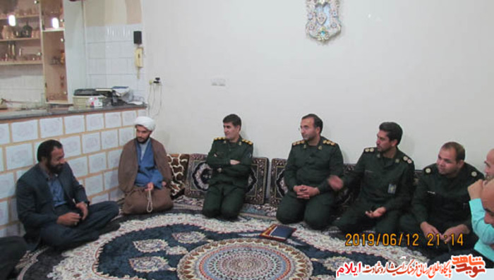 یادواره  چهارده  شهید محله بان باباخان شهرستان ملکشاهی و گرامیداشت پاسدار شهید کسعلی دربین